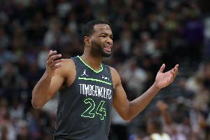 记者:前NBA球员TJ·沃伦 与欧洲球队巴黎男篮签约一年
