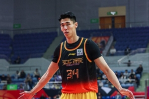 媒体人:吴羽佳C类合同今夏到期 他正向江苏谋求一份更大合同