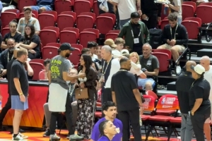 劲球直播-足球赛事直播-篮球赛事直播-NBA|CBA|英超直播