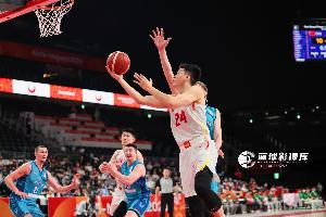 李凯尔:得知崔永熙前十字韧带撕裂时我很心痛 他是我的小老弟