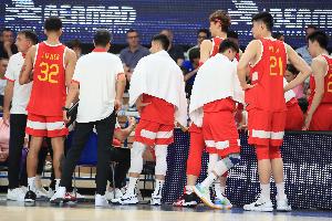 中国想成篮球强国下一步?李凯尔:个人建议 让更多外国球员来打球